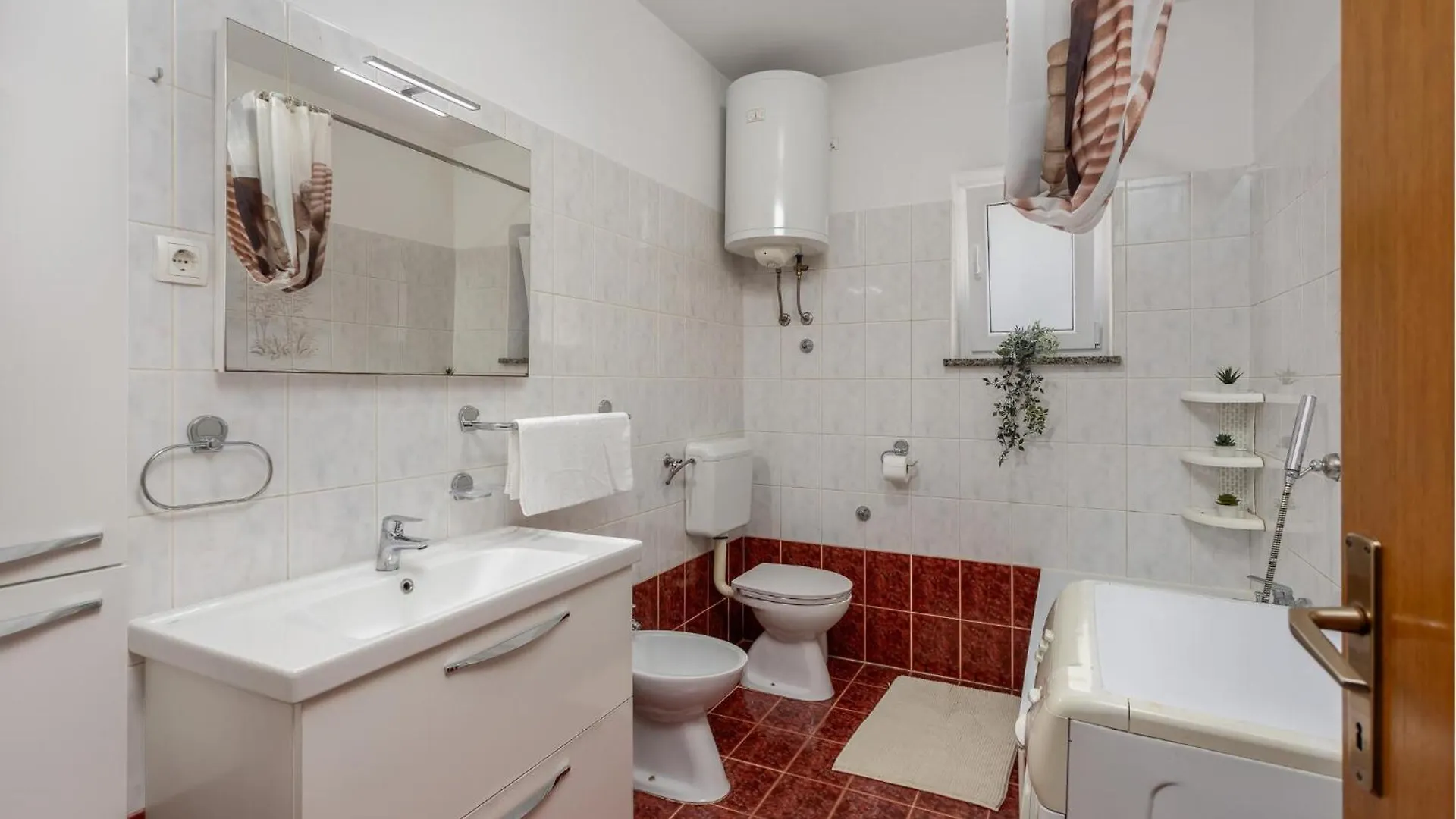 Gorgeous Apartment In Vantacici With Kitchen Croatia